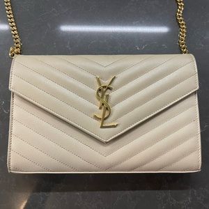 Yves Saint Laurent: Monogram Large Wallet on Chain in Grained Leather in Beige